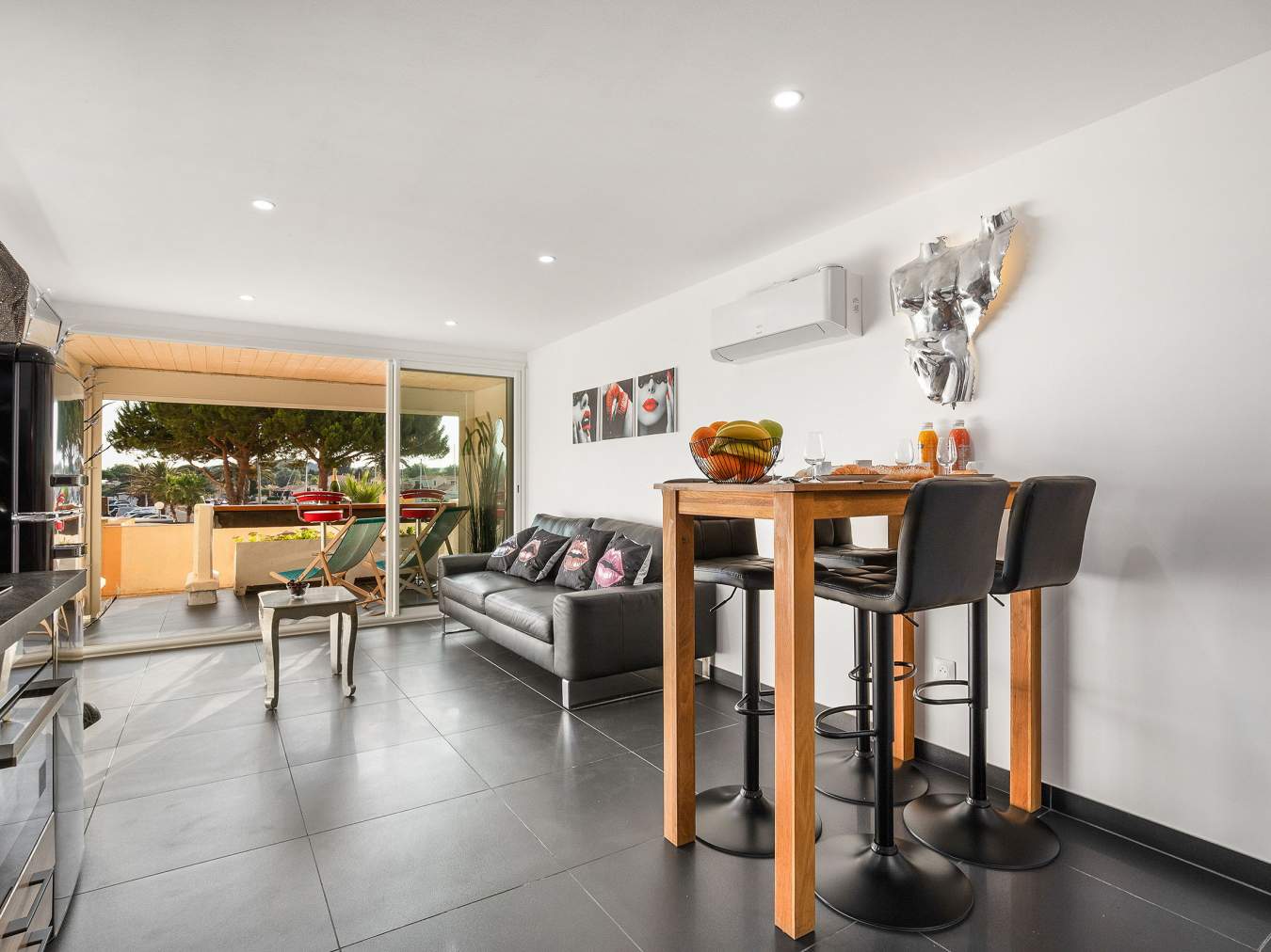 French Kiss port nature